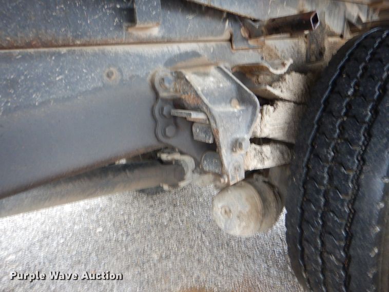 image for item IT9018 1991 Ford L8000  dump truck