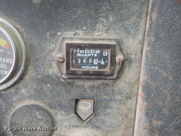 image for item IT9019 1990 Ford L8000  dump truck