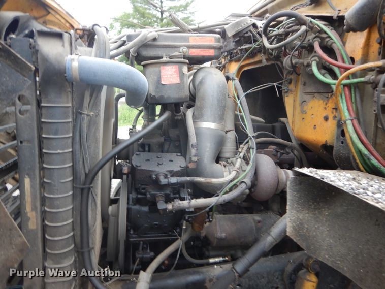 image for item IT9019 1990 Ford L8000  dump truck