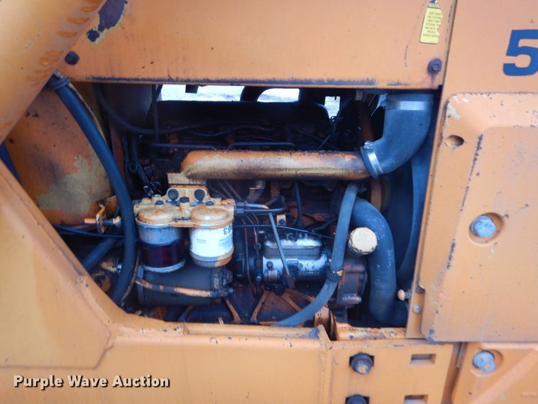 image for item IT9020 Ford DF8111  backhoe