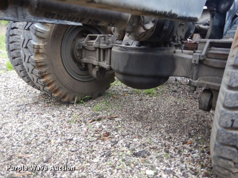 image for item IT9021 1983 Am General  truck cab and chassis