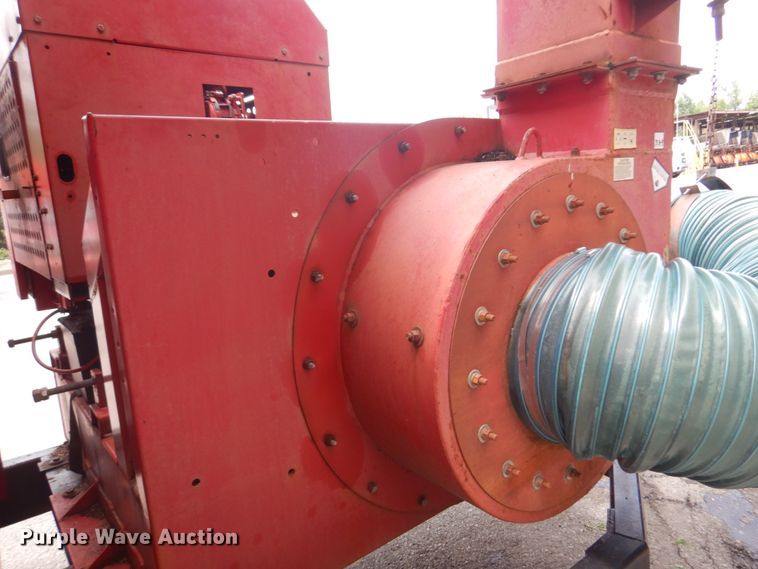 image for item IT9102 Giant-vac SP122HPE  leaf vacuum