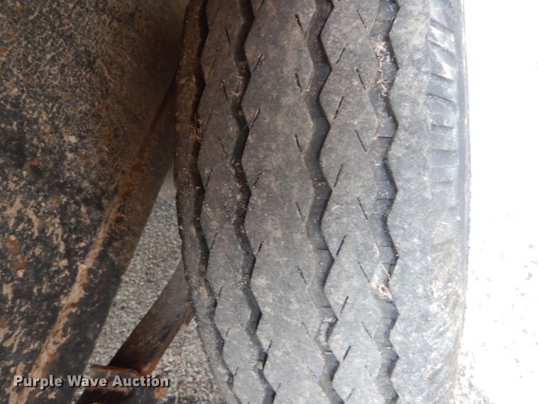 image for item IT9102 Giant-vac SP122HPE  leaf vacuum