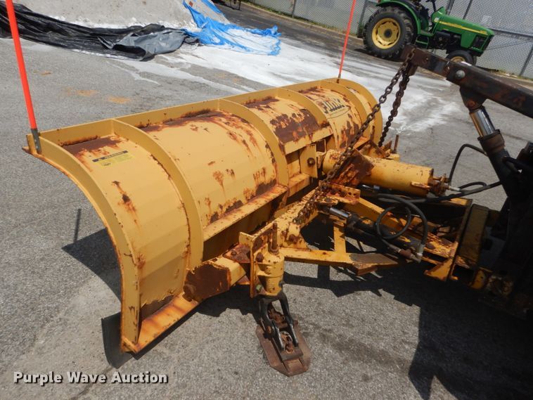 image for item IT9108 1994 International 4900  dump truck