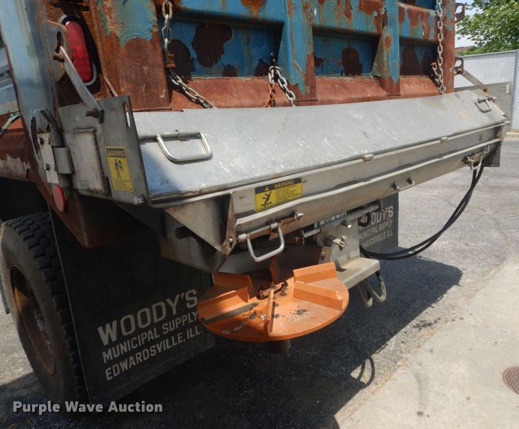 image for item IT9108 1994 International 4900  dump truck