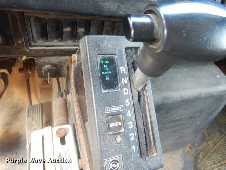 image for item IT9108 1994 International 4900  dump truck