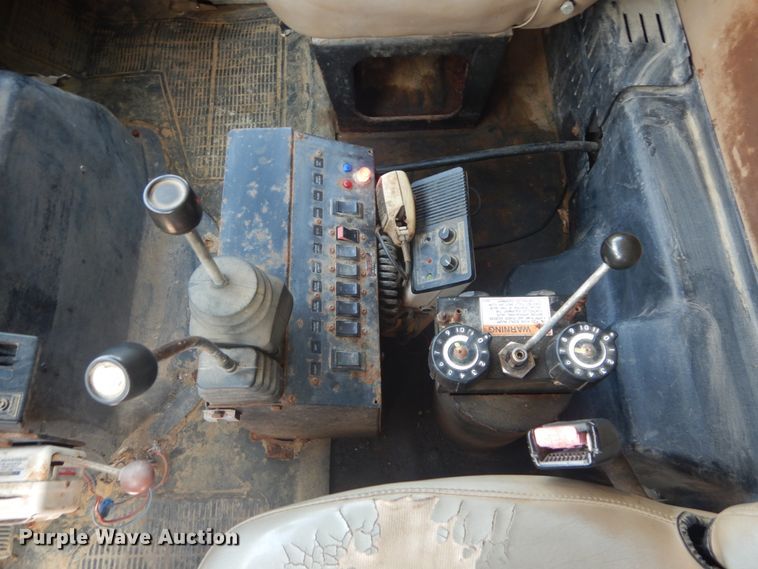 image for item IT9108 1994 International 4900  dump truck