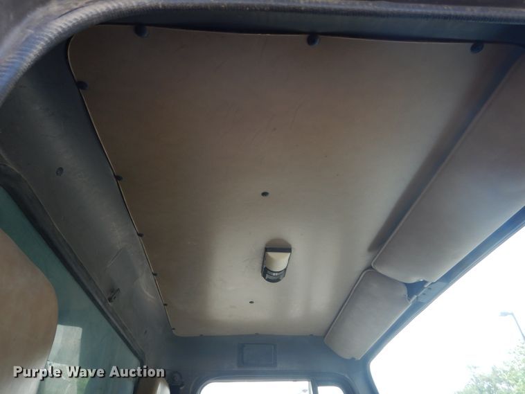 image for item IT9108 1994 International 4900  dump truck