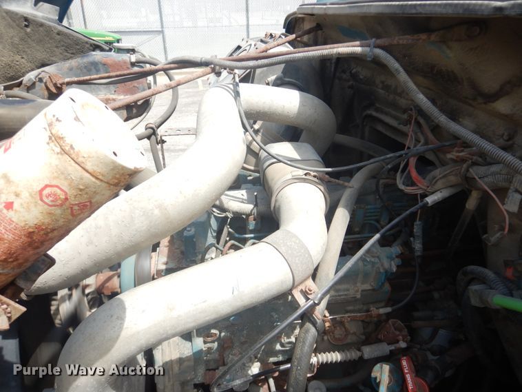 image for item IT9108 1994 International 4900  dump truck