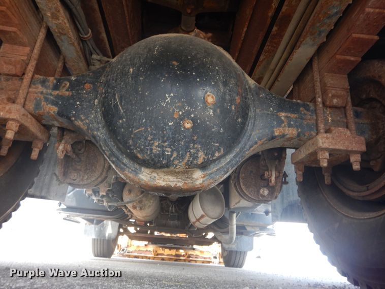 image for item IT9108 1994 International 4900  dump truck