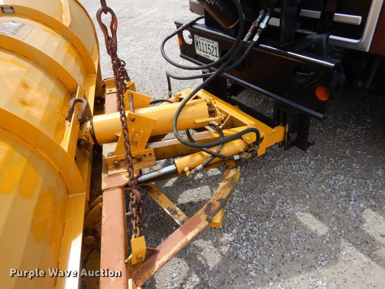 image for item IT9440 1987 International 1954  dump truck