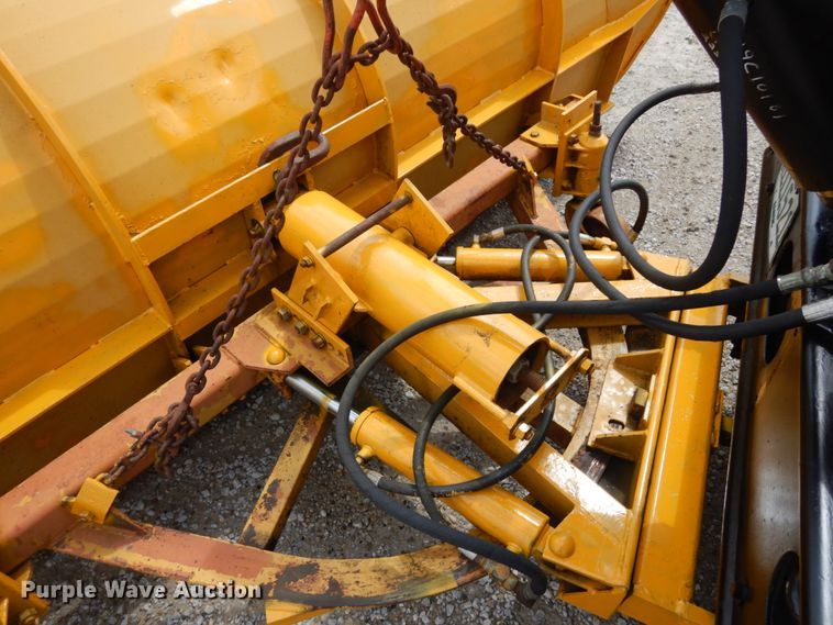 image for item IT9440 1987 International 1954  dump truck