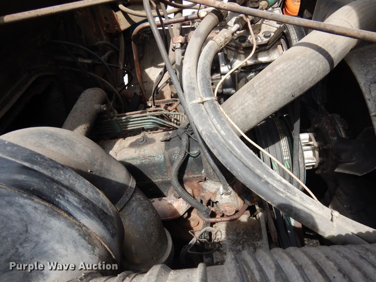 image for item IT9440 1987 International 1954  dump truck