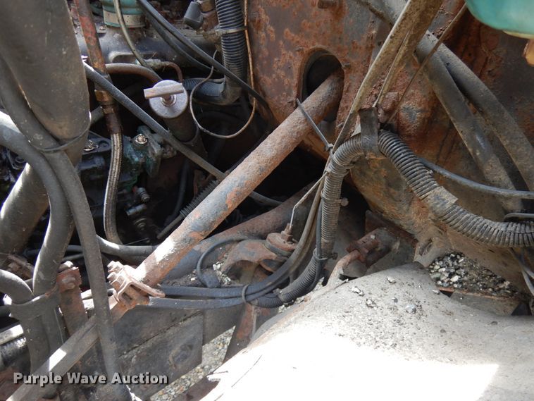 image for item IT9440 1987 International 1954  dump truck