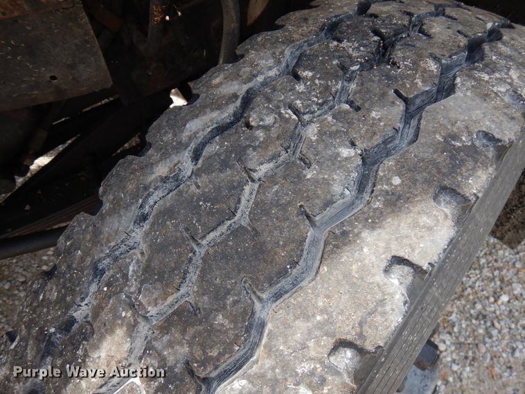 image for item IT9440 1987 International 1954  dump truck