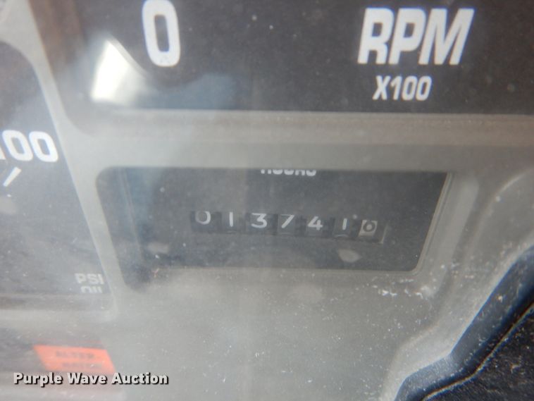 image for item IY9670 2000 International 4900  dump truck