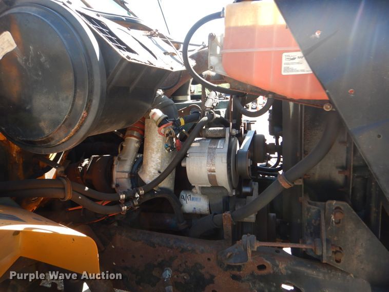 image for item IY9670 2000 International 4900  dump truck