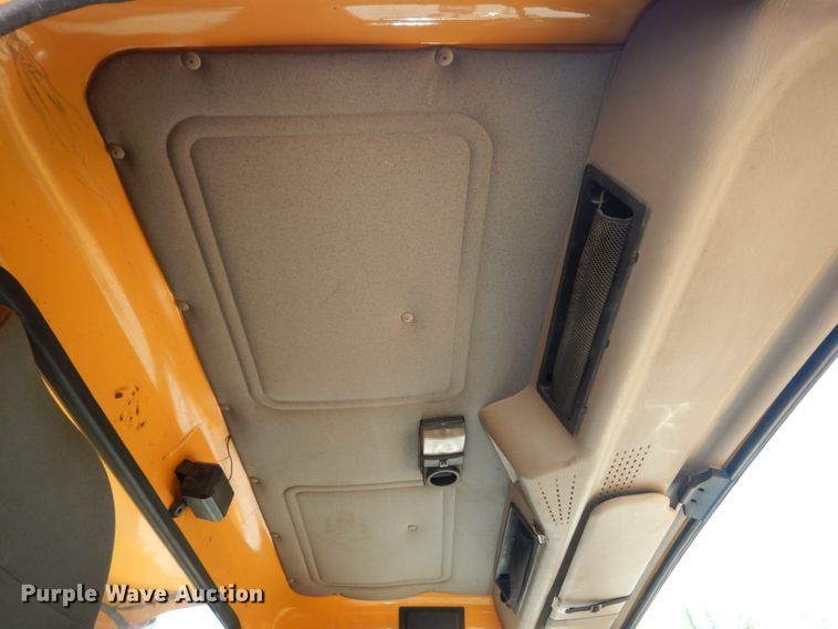 image for item IY9675 2002 International 2554  dump truck