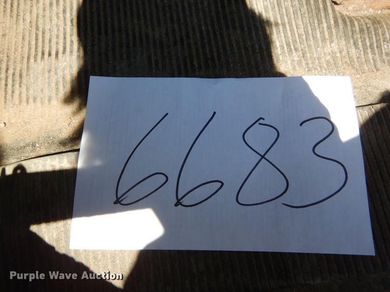 image for item IY9675 2002 International 2554  dump truck