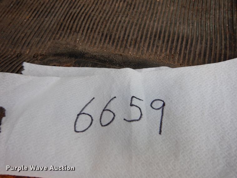 image for item IY9683 2002 International 4900  dump truck