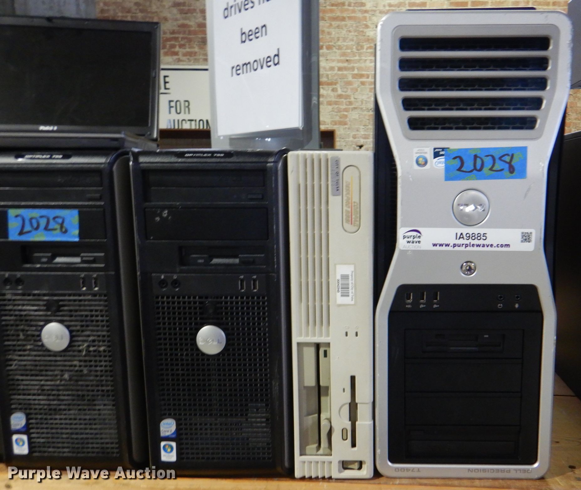 (6) computers in Tulsa, OK Item IA9885 sold Purple Wave