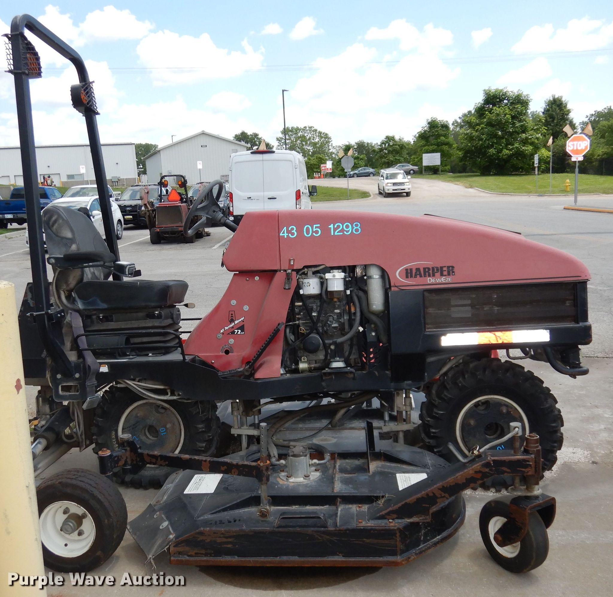 Harper ATM 72LC slope mower in Olathe, KS Item IS9188 sold Purple Wave
