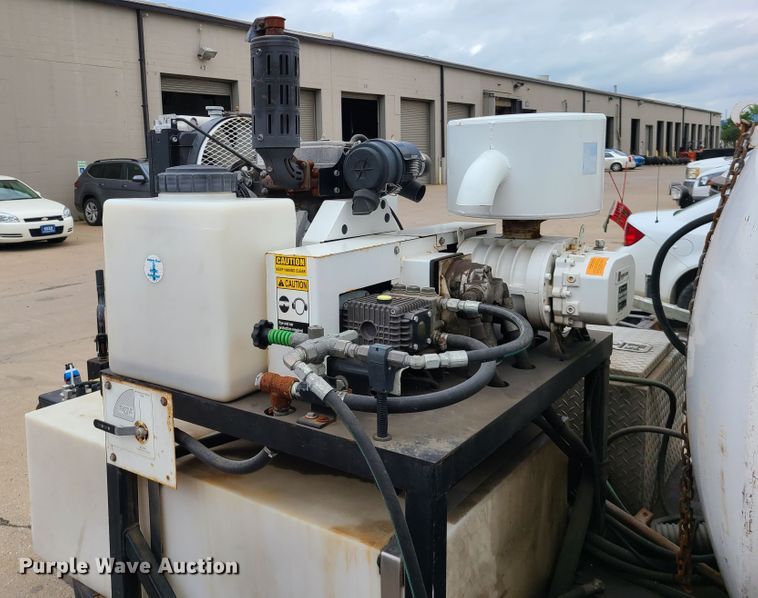 image for item DC6236 Wachs Trav-L-Vac 77-000-54  vacuum excavator