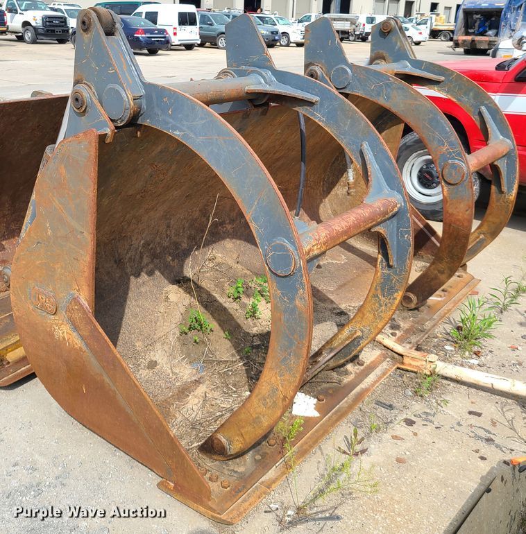 image for item DC6247 JRB 100"W grapple bucket