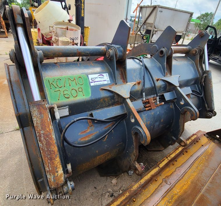 image for item DC6247 JRB 100"W grapple bucket