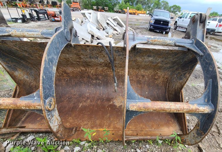 image for item DC6248 JRB QC416 100"W grapple bucket