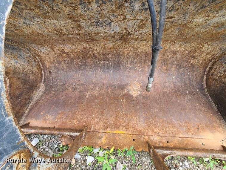 image for item DC6248 JRB QC416 100"W grapple bucket