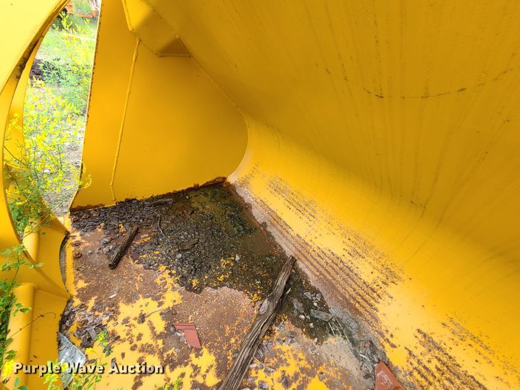 image for item DC6249 Dimas 106"W grapple bucket