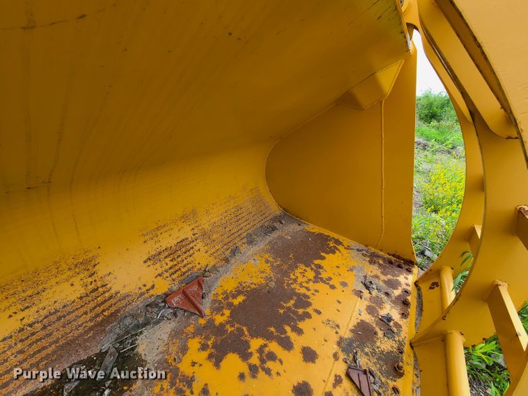 image for item DC6249 Dimas 106"W grapple bucket