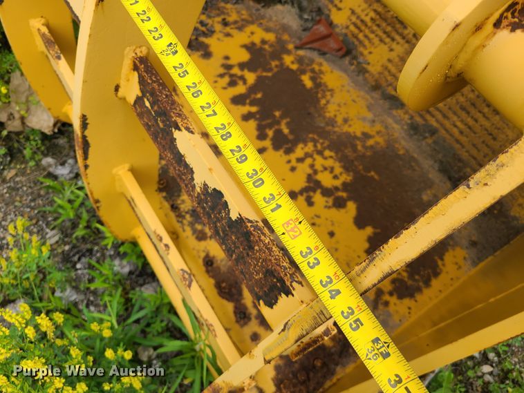 image for item DC6249 Dimas 106"W grapple bucket