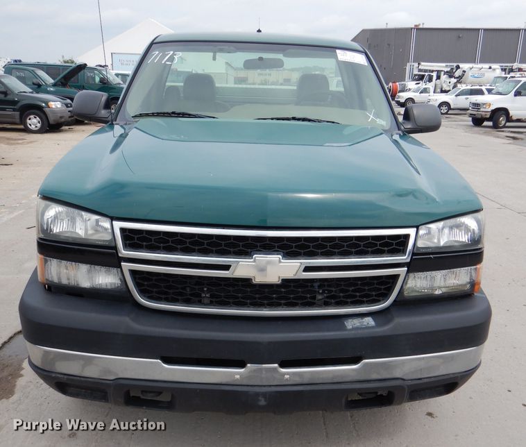image for item DL8762 2006 Chevrolet Silverado 2500HD  pickup truck