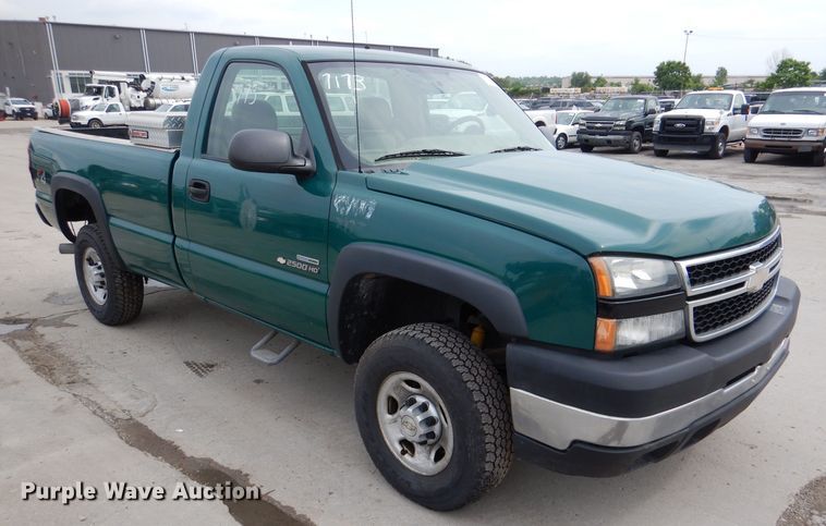 image for item DL8762 2006 Chevrolet Silverado 2500HD  pickup truck