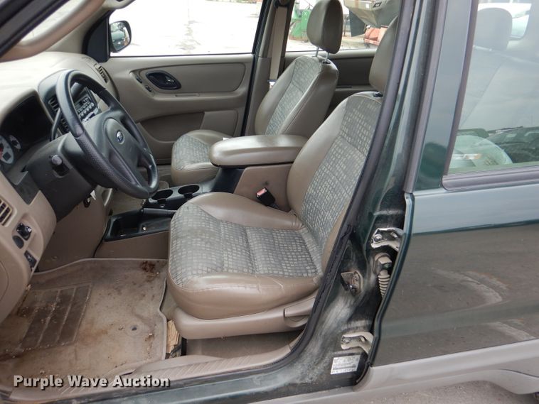 image for item DL8763 2002 Ford Escape  SUV