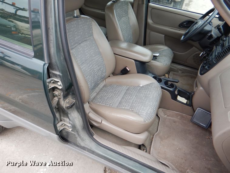 image for item DL8763 2002 Ford Escape  SUV