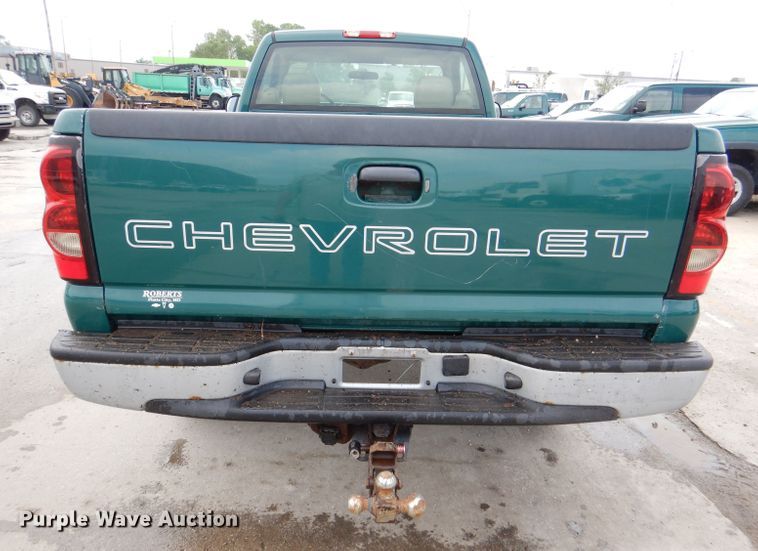 image for item DL8765 2006 Chevrolet Silverado 2500HD  pickup truck