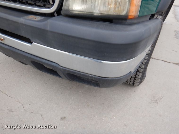 image for item DL8765 2006 Chevrolet Silverado 2500HD  pickup truck
