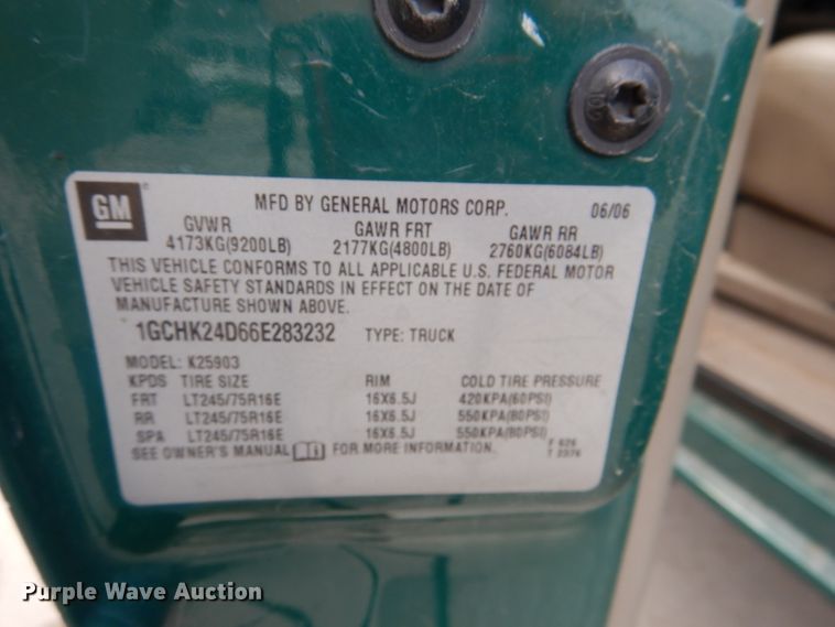 image for item DL8765 2006 Chevrolet Silverado 2500HD  pickup truck