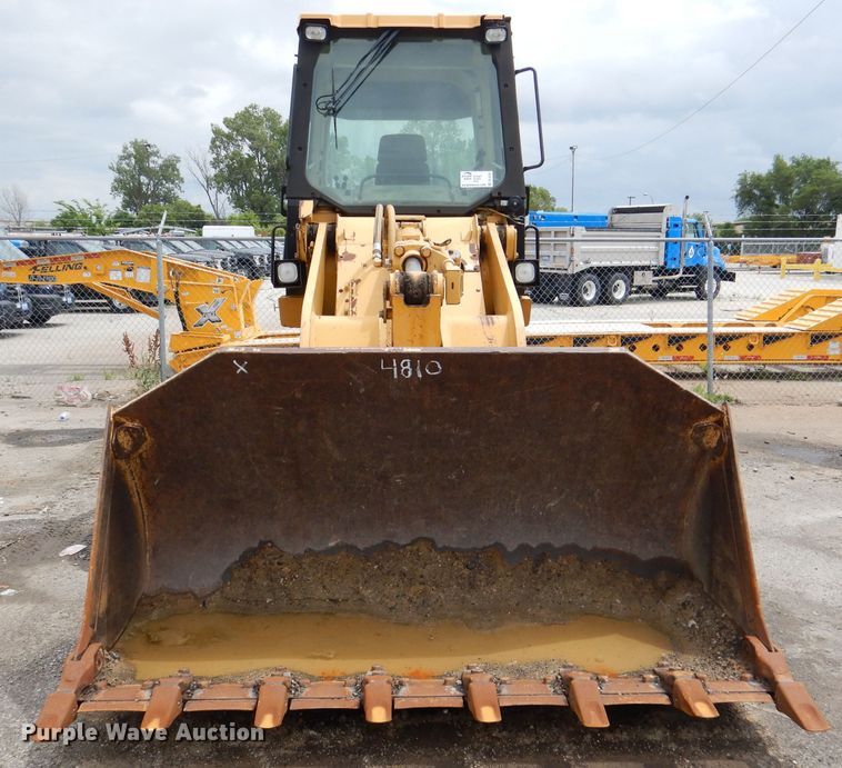 image for item DL8767 Caterpillar 953C  track loader
