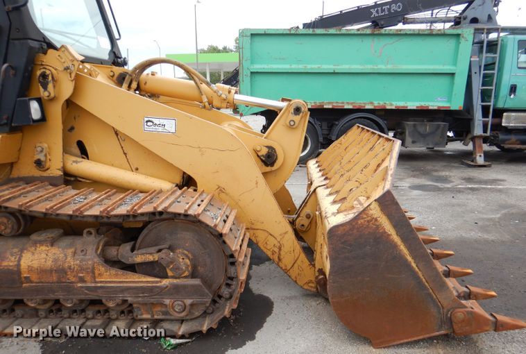 image for item DL8767 Caterpillar 953C  track loader