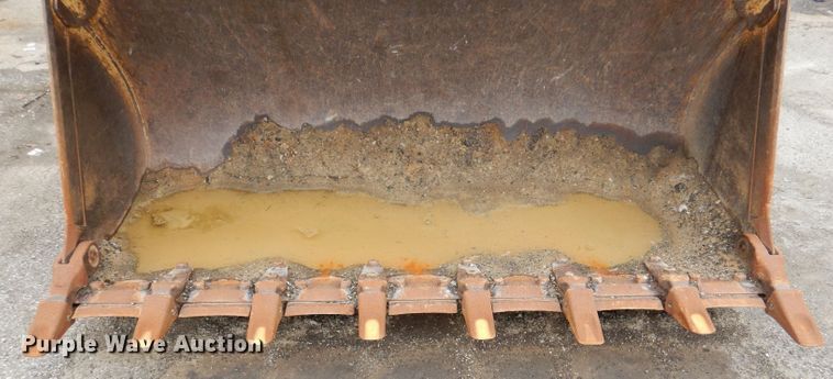 image for item DL8767 Caterpillar 953C  track loader