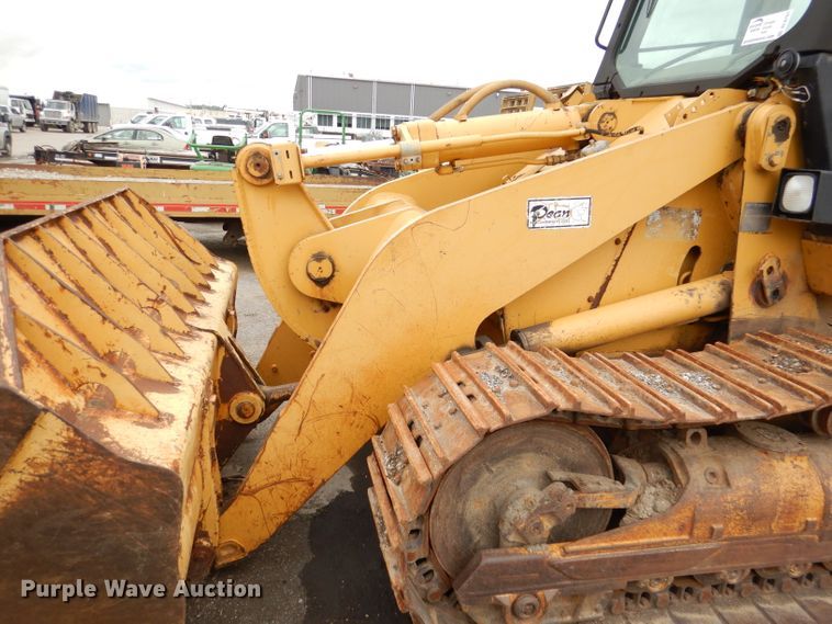 image for item DL8767 Caterpillar 953C  track loader
