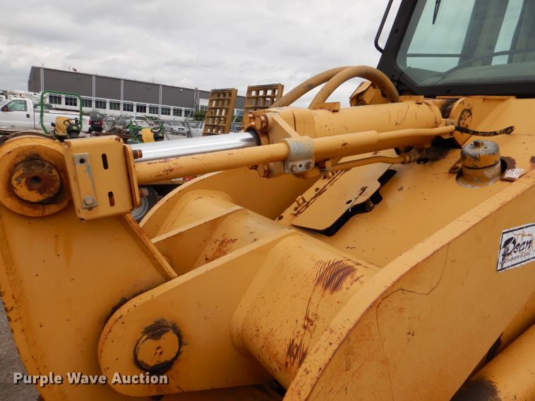 image for item DL8767 Caterpillar 953C  track loader