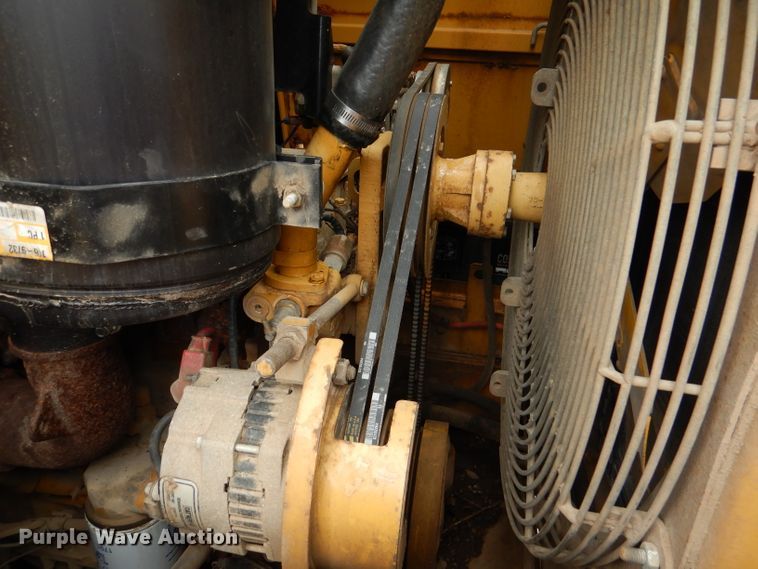 image for item DL8767 Caterpillar 953C  track loader