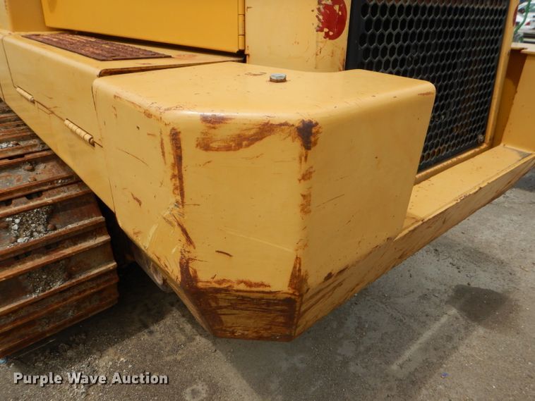 image for item DL8767 Caterpillar 953C  track loader