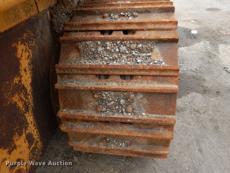 image for item DL8767 Caterpillar 953C  track loader