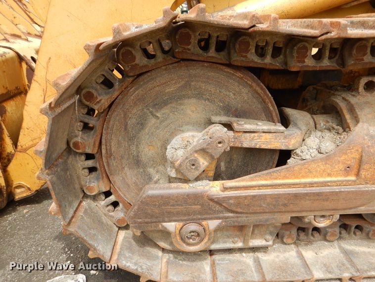 image for item DL8767 Caterpillar 953C  track loader